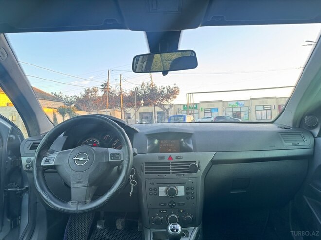 Opel Astra 2005, 250,000 km - 1.4 l - Bakı