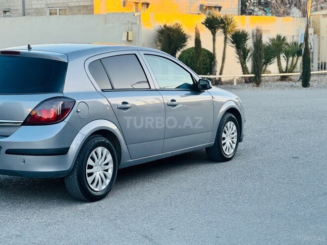 Opel Astra 2005, 250,000 km - 1.4 l - Bakı