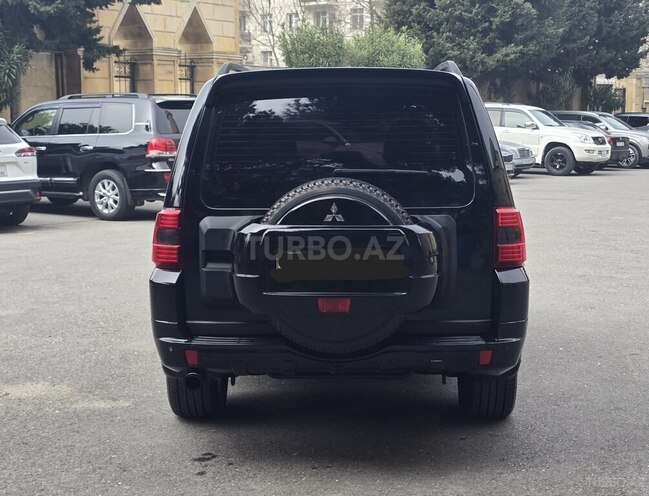 Mitsubishi Pajero 2007, 278,500 km - 3.0 l - Bakı