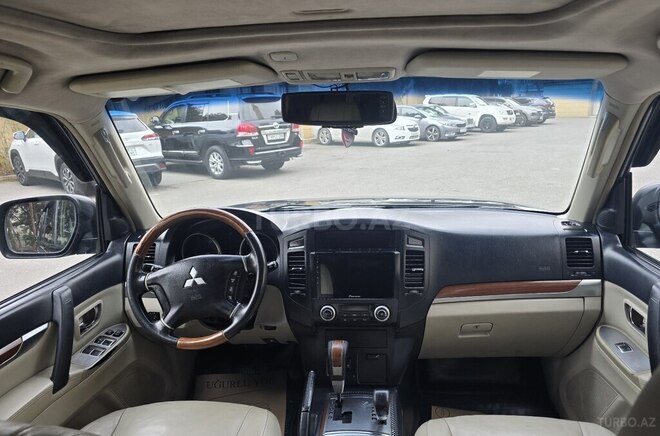 Mitsubishi Pajero 2007, 278,500 km - 3.0 l - Bakı