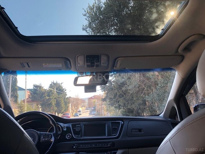 Kia Carnival 2015, 260,000 km - 2.2 l - Bakı