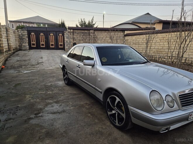 Mercedes E 230 1997, 386,000 km - 2.3 l - Masallı