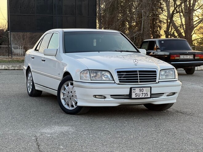 Mercedes C 240 1999, 286,000 km - 2.4 l - Şəmkir