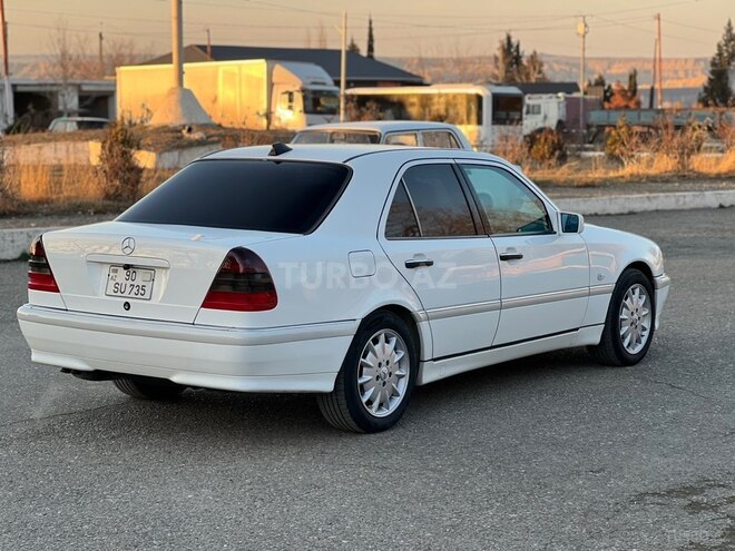 Mercedes C 240 1999, 286,000 km - 2.4 l - Şəmkir