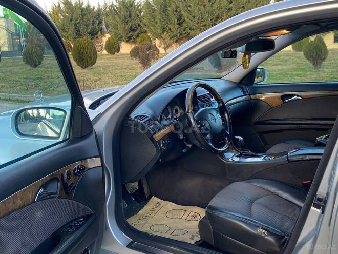 Mercedes E 240 2005, 398,000 km - 2.6 l - Xaçmaz