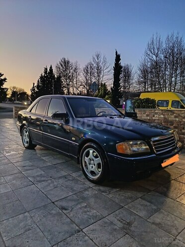 Mercedes C 240 1999, 307,000 km - 2.4 л - Mingəçevir
