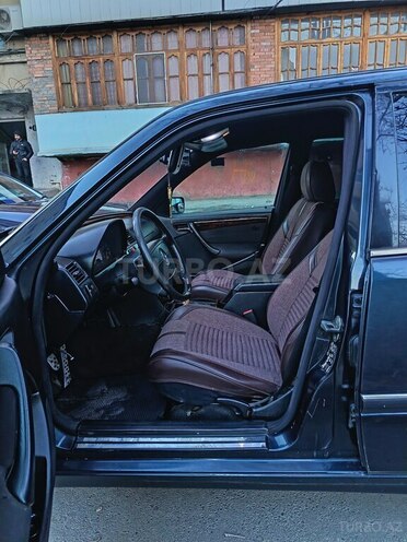 Mercedes C 240 1999, 307,000 km - 2.4 л - Mingəçevir