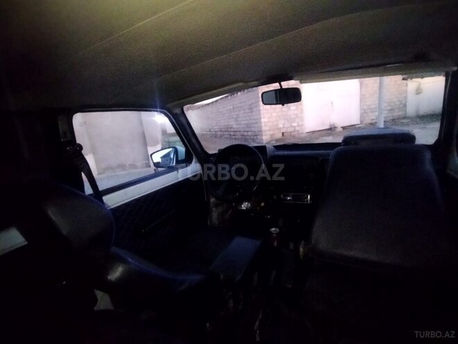 LADA (VAZ) Niva 2005, 25,888 km - 1.7 l - Qobustan