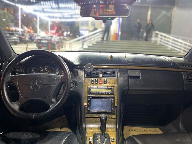 Mercedes E 230 1996, 540,000 km - 2.3 л - Bakı