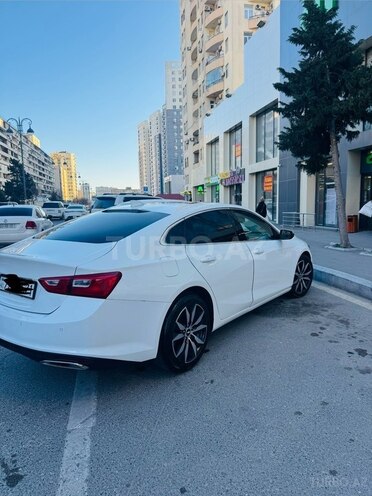 Chevrolet Malibu-8