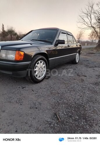 Mercedes 190 1991, 310,000 km - 2.0 л - Zaqatala