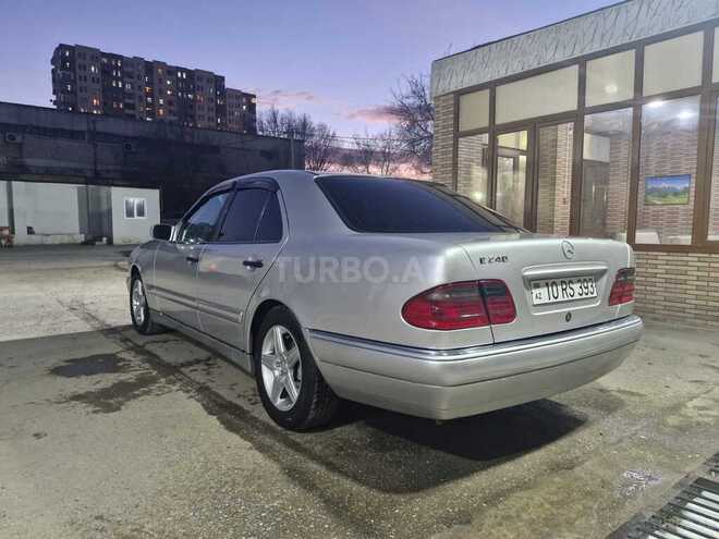 Mercedes E 240 1999, 301,000 km - 2.4 л - Sumqayıt