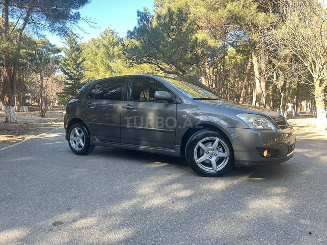 Toyota Corolla 2004, 297,500 km - 1.4 l - Bakı