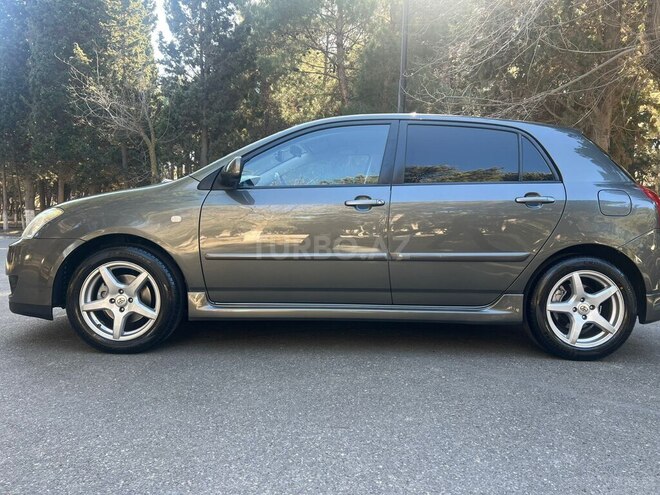 Toyota Corolla 2004, 297,500 km - 1.4 l - Bakı