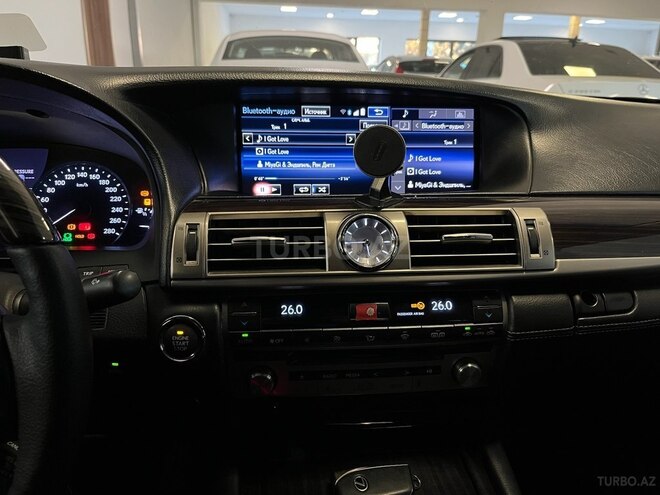 Lexus LS 460-7
