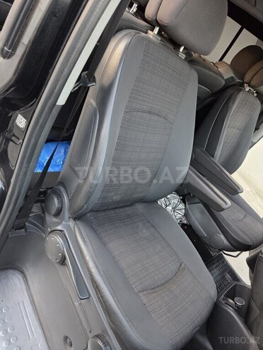Mercedes  2014, 271,000 km - 2.1 l - Bakı