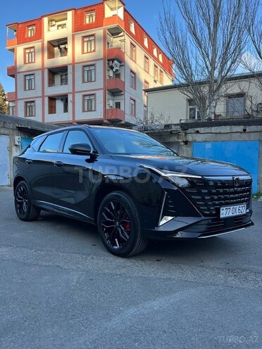 Changan  2025, 15 km - 1.5 l - Bakı