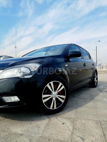 Kia Ceed 2011, 280,000 km - 1.4 l - Bakı