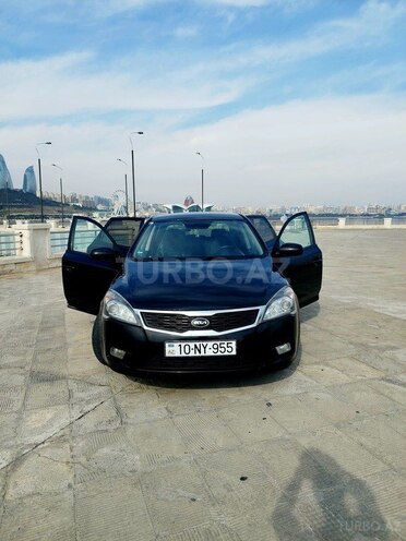 Kia Ceed 2011, 280,000 km - 1.4 l - Bakı