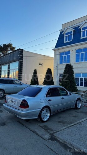 Mercedes C 240 1997, 326,000 km - 2.4 л - Biləsuvar