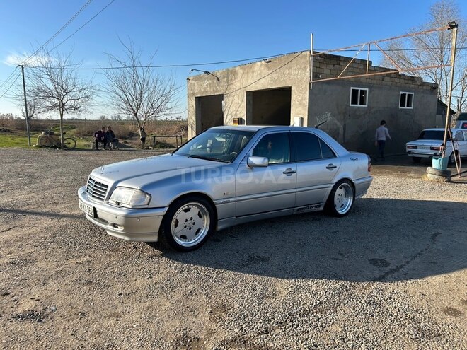 Mercedes C 240 1997, 326,000 km - 2.4 л - Biləsuvar