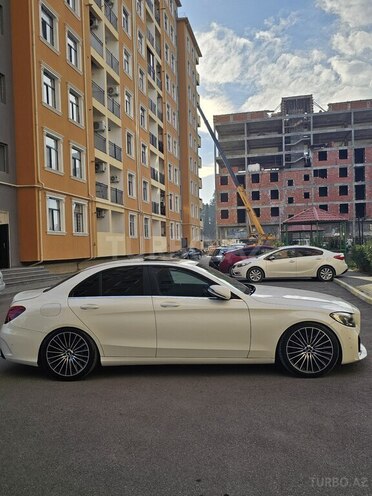 Mercedes C 200 d 2017, 109,000 km - 1.6 l - Bakı