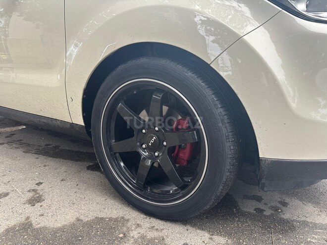Kia Soul-13
