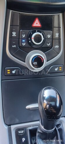 Hyundai Elantra 2015, 212,969 km - 1.8 l - Masallı