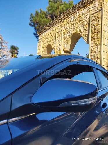 Hyundai Elantra 2015, 212,969 km - 1.8 l - Masallı