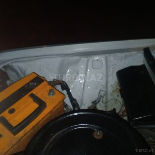 LADA (VAZ) 2107 2001, 568,899 km - 1.6 л - Sabirabad