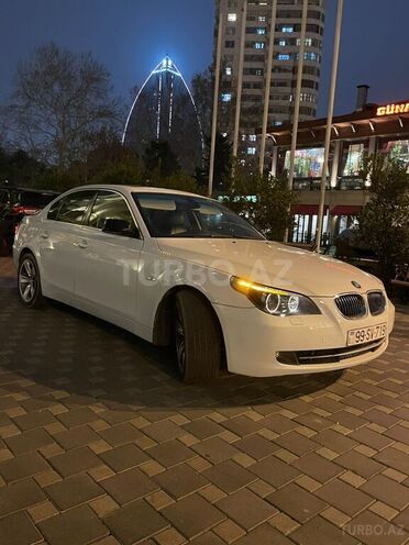 BMW 525 2005, 400,000 km - 2.5 l - Bakı