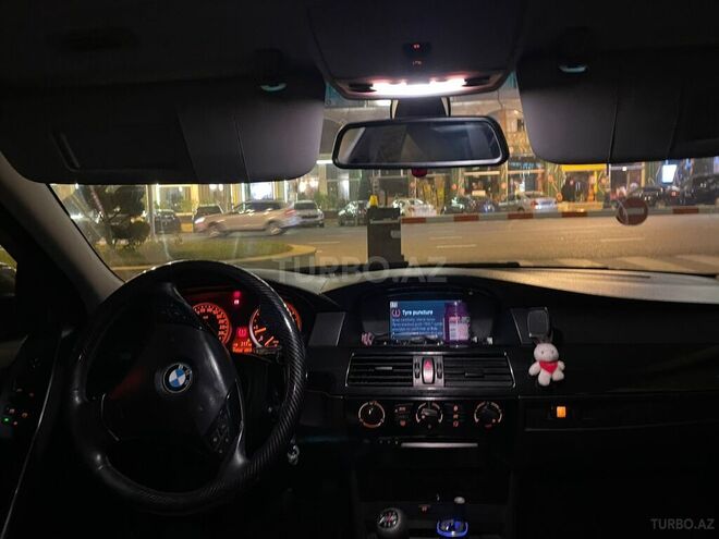 BMW 525 2005, 400,000 km - 2.5 l - Bakı