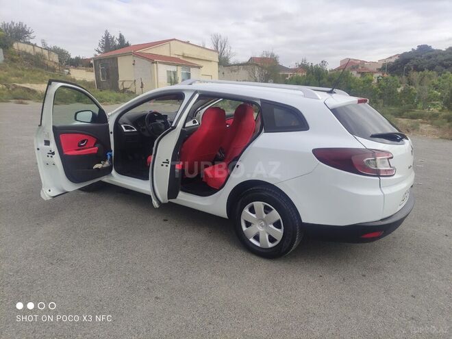 Renault Megane 2012, 379,000 km - 1.5 l - Bakı