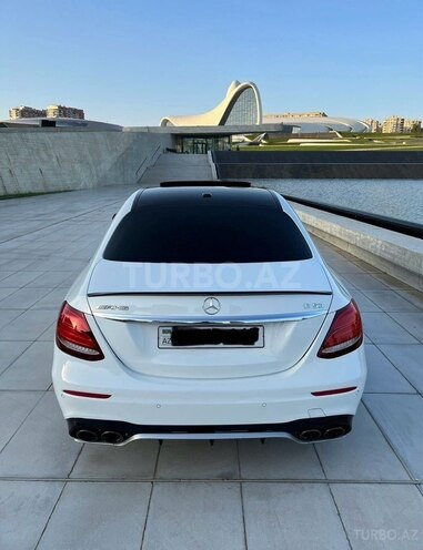 Mercedes E 300-3