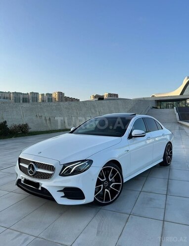 Mercedes E 300-7