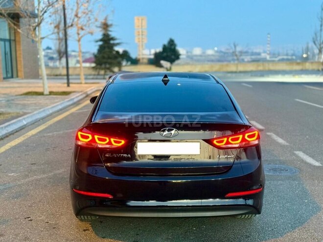 Hyundai Elantra 2017, 205,000 km - 2.0 l - Bakı