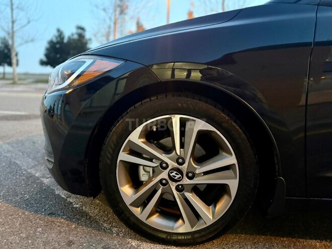 Hyundai Elantra 2017, 205,000 km - 2.0 l - Bakı