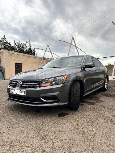 Volkswagen Passat 2017, 174,000 km - 1.8 л - Bakı