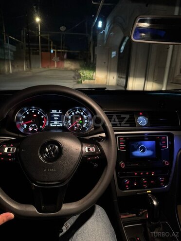 Volkswagen Passat 2017, 174,000 km - 1.8 л - Bakı