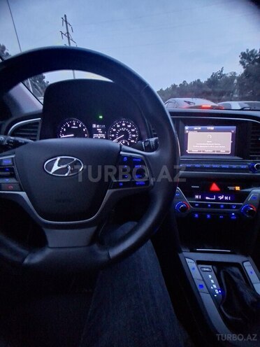 Hyundai Elantra 2017, 197,949 km - 2.0 l - Bakı