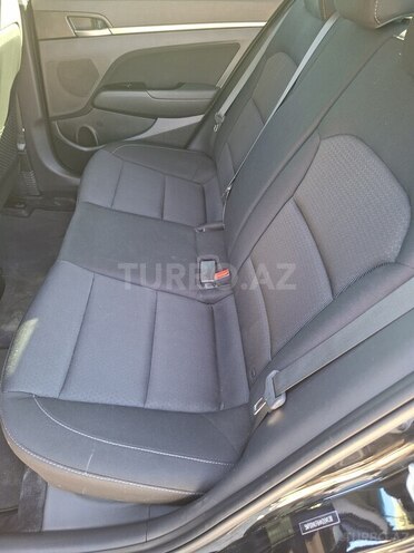 Hyundai Elantra 2017, 197,949 km - 2.0 l - Bakı