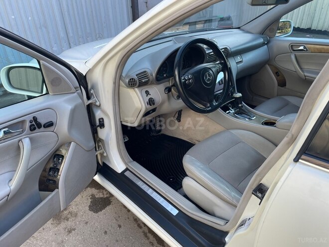 Mercedes C 230 2006, 276,000 km - 2.5 л - Bakı