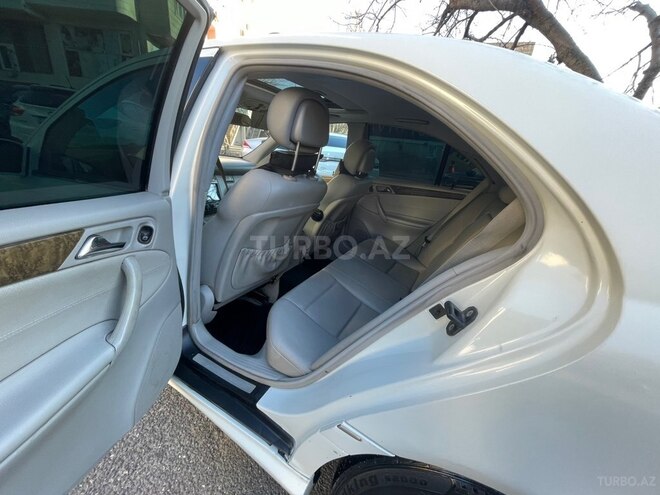 Mercedes C 230 2006, 276,000 km - 2.5 л - Bakı