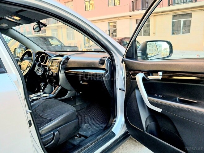 Kia Sorento 2011, 178,000 km - 2.2 л - Bakı
