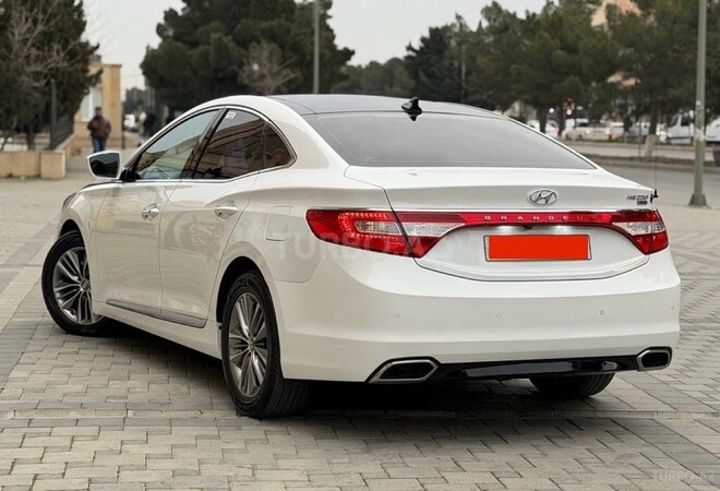 Hyundai Grandeur 2014, 220,000 km - 2.2 л - Bakı