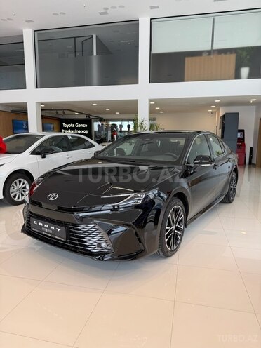 Toyota Camry-1