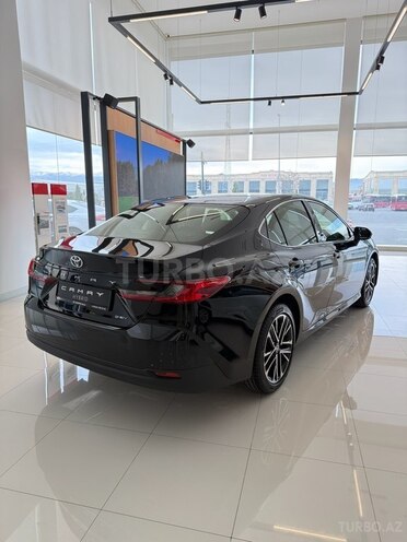 Toyota Camry-4