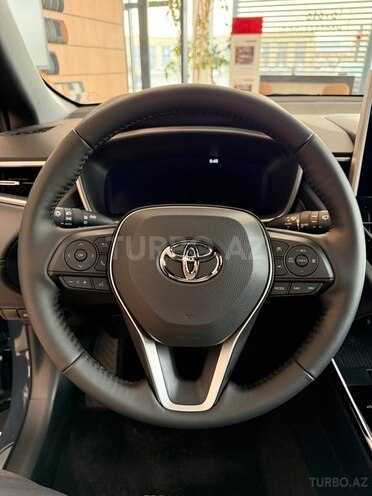 Toyota Corolla Cross-8