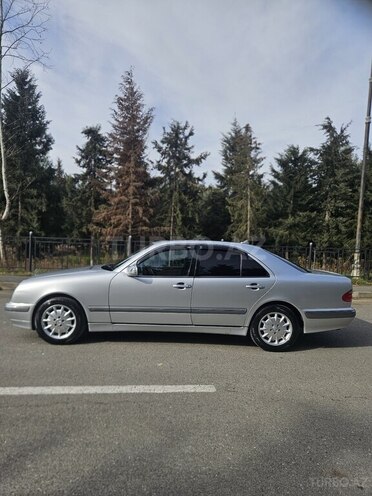 Mercedes E 240 2000, 446,460 km - 2.4 l - Ağsu