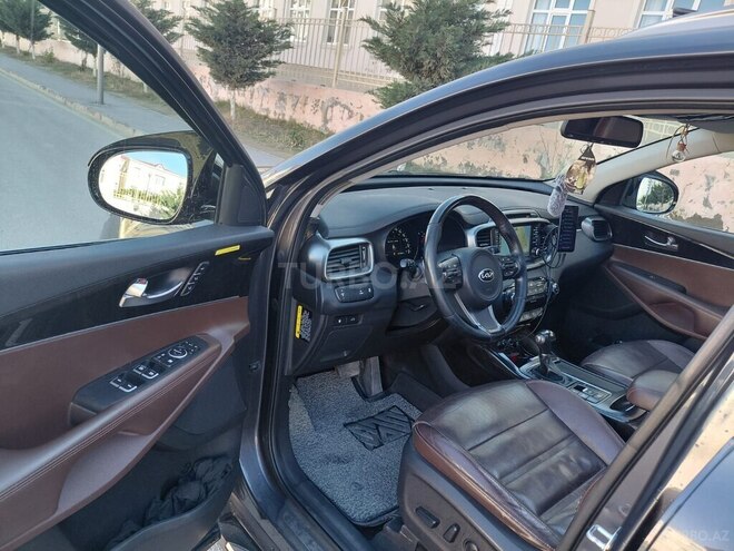 Kia Sorento-5